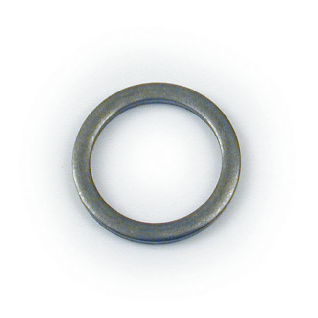 Spacer, transmission door bearing