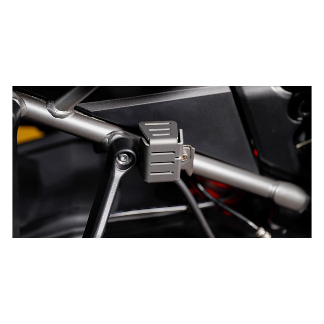 Dynojet, rear brake reservoir guard